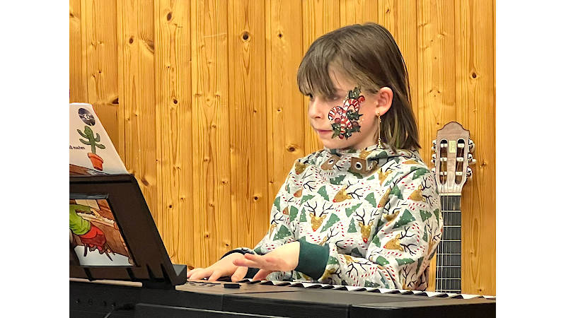 Musikschule Oberweser - Weihnachtskonzert und Weihnachtsmarkt 2025